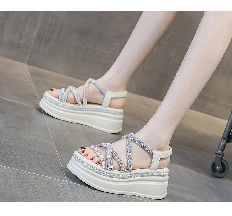 凉鞋女2025年夏季新款水钻时尚厚底增高7cm小个子休闲凉鞋