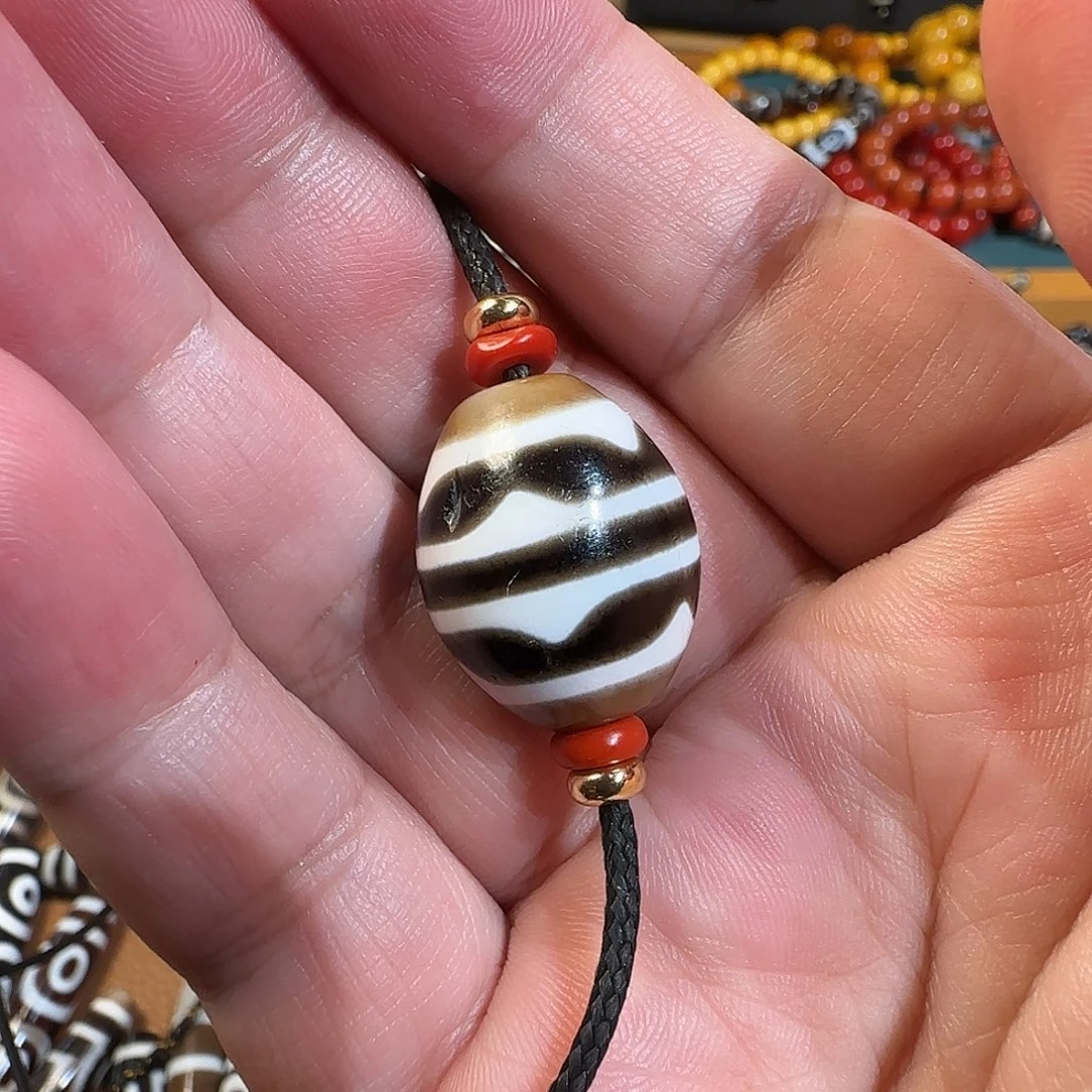 玛瑙/玉髓合金颈饰