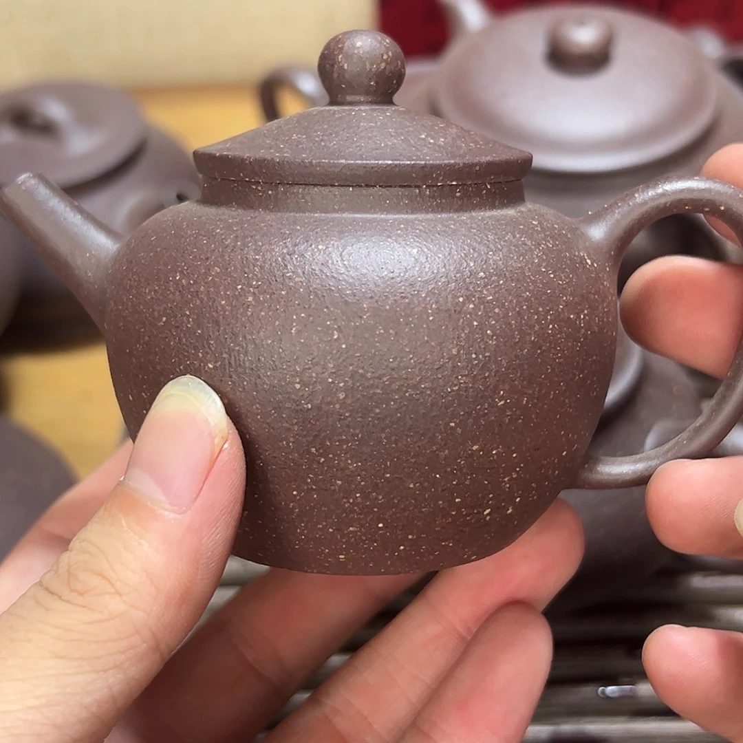 茶壶紫砂紫砂的味道很