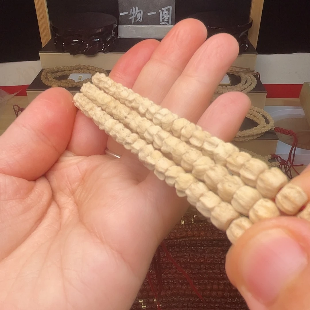 柏香籽/百香籽吊坠冯*贵