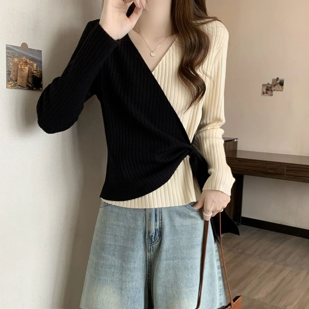 不规则秋冬交叉新款长袖打底针织衫小众撞色设计显瘦修身毛衣上衣
