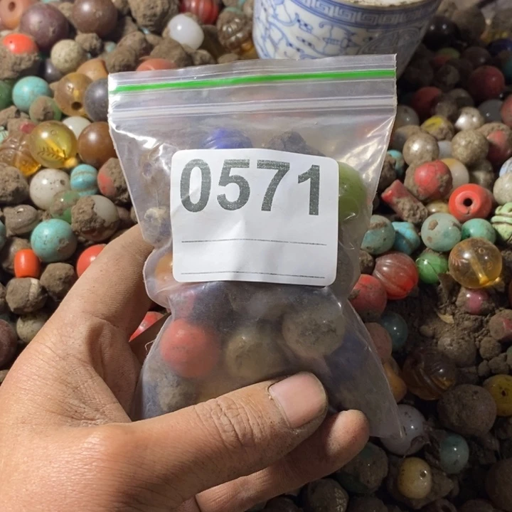 老***童和田玉（糖玉）未镶嵌手链