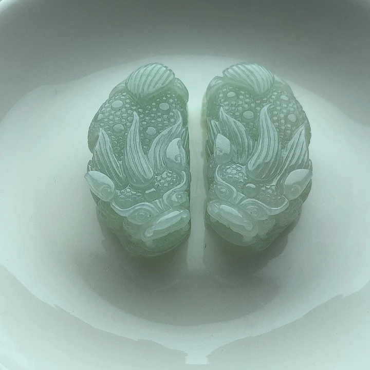 翡翠未镶嵌挂件长36貔貅2个