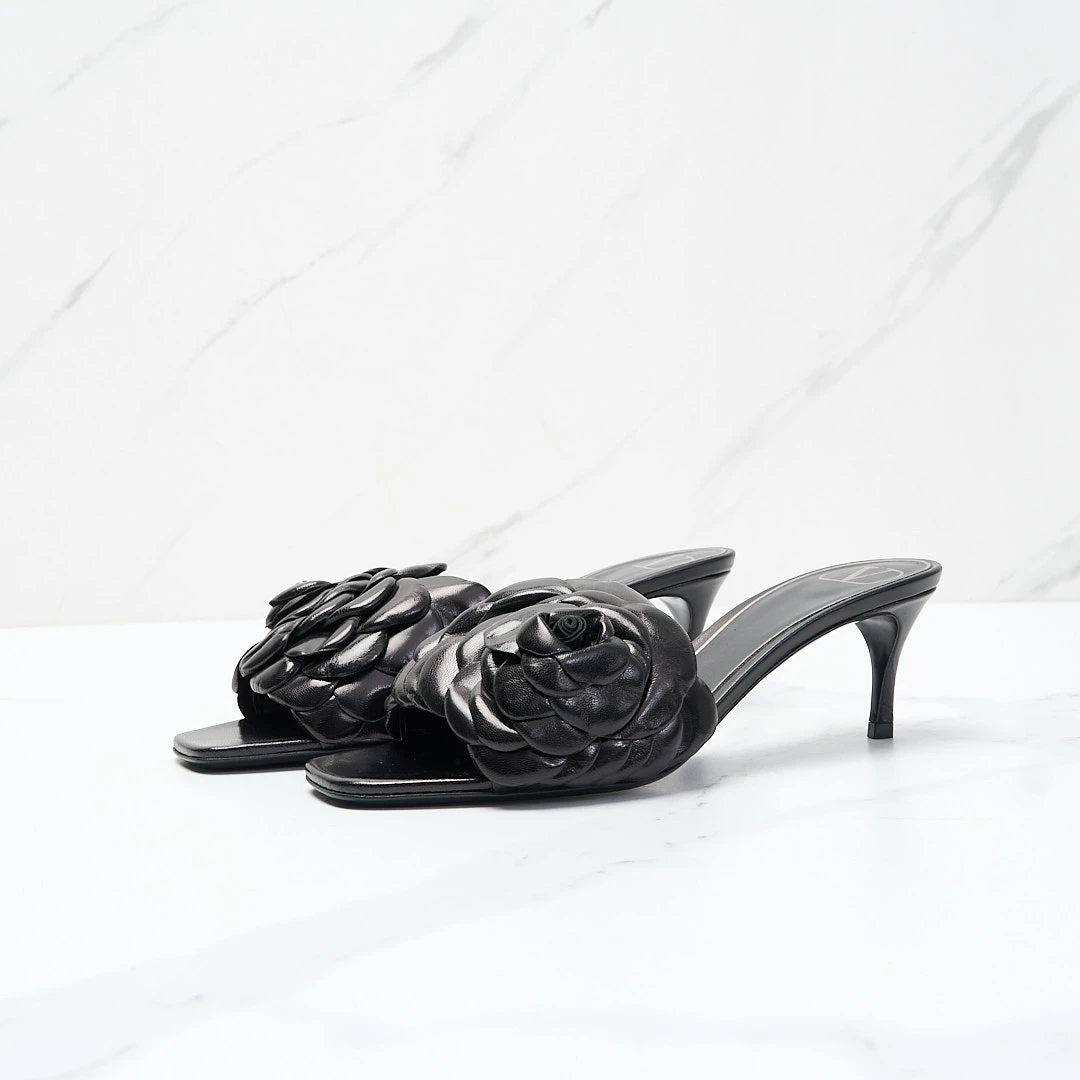 全新未使用 Valentino/华伦天奴 【瑞池女装】方头高跟鞋/VTGS00292