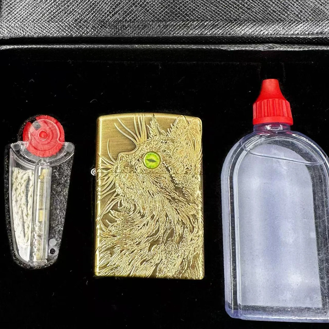 夜光仰望星空的猫煤油打火机三件套金猫（需自行加油）