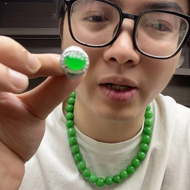 翡翠未镶嵌吊坠(赠链)豪镶鸽子蛋戒指