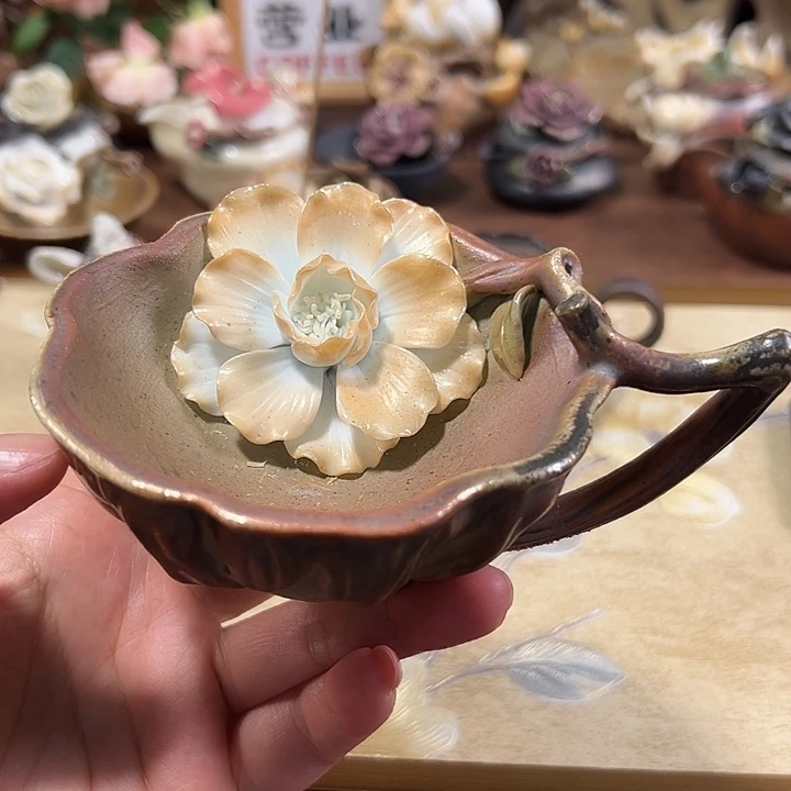 白牡丹，荷叶莲蓬，镂空杯开播福利