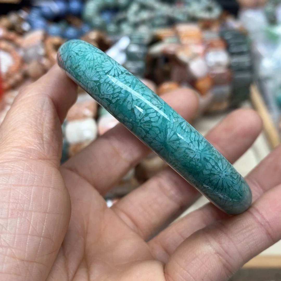 硅化珊瑚（珊瑚玉）手链未镶嵌铃***天572