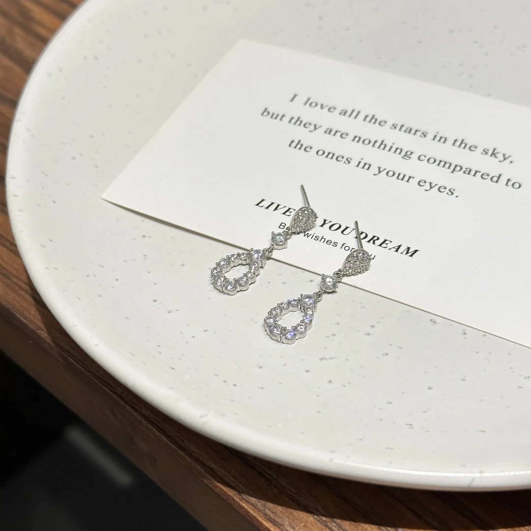 铜合金耳饰 AL4743 夜色香槟 闪闪水滴吊坠耳环轻奢独特高级气质