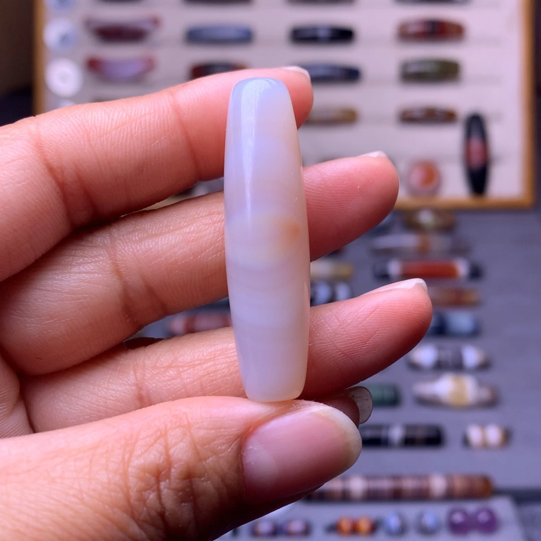 玛瑙/玉髓未镶嵌珠宝奇石