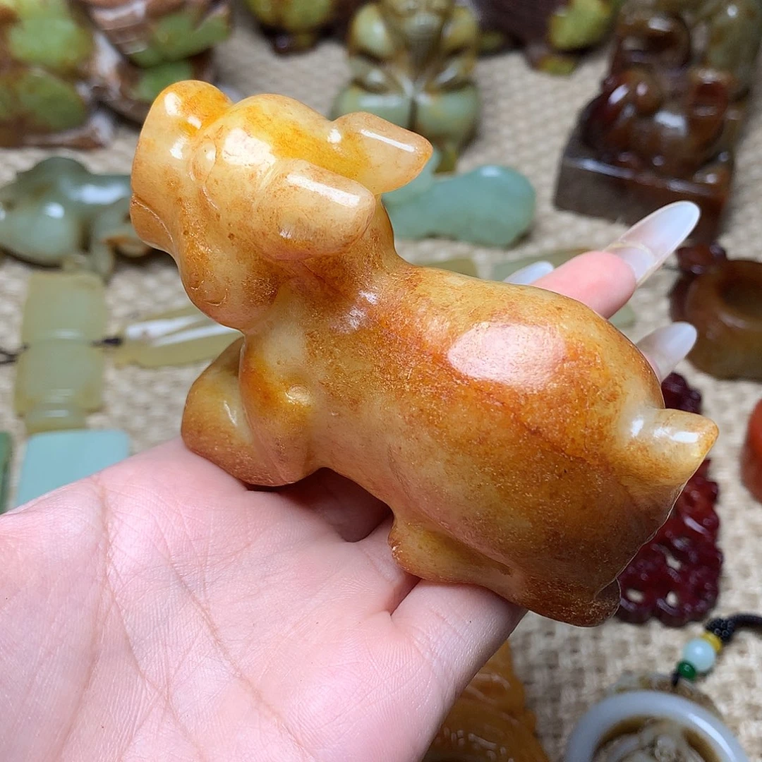 未镶嵌蛇纹石玉颈饰