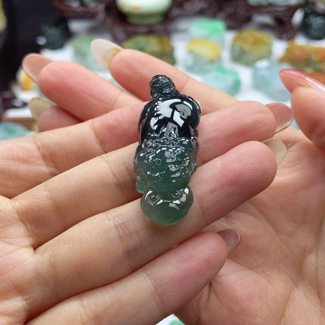 颈饰未镶嵌翡翠A10 高冰子母貔貅