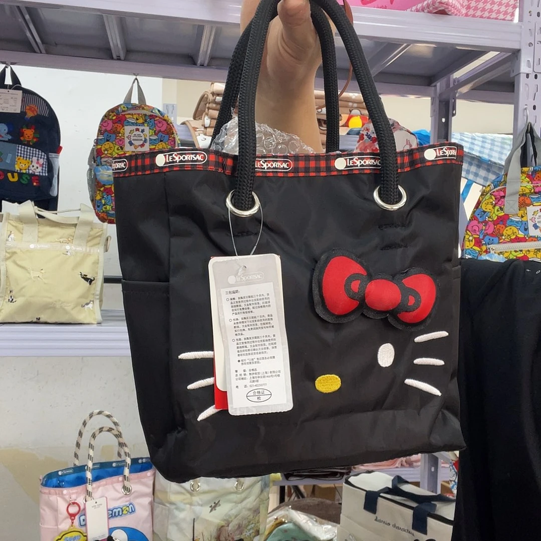 PU化妆包等各种产品和