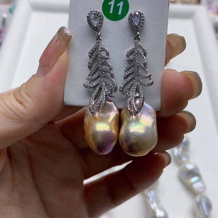 银S925镶嵌淡水珍珠耳饰A****h