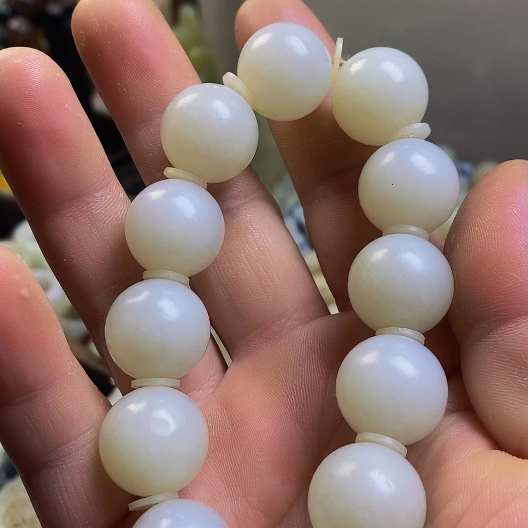 和田玉（糖玉）未镶嵌手链