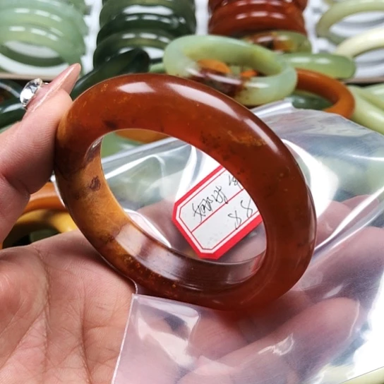 蛇纹石玉手镯未镶嵌娜**少