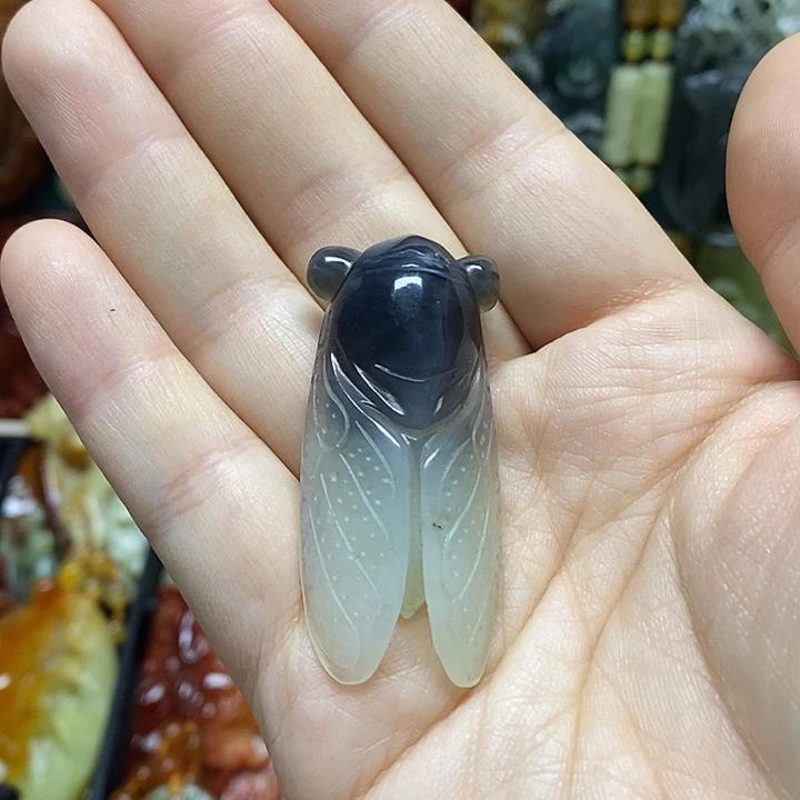 岫玉未镶嵌吊坠(赠链)