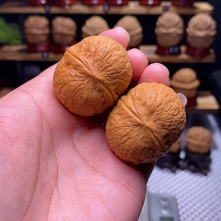 文玩核桃吊坠佛手元宝76