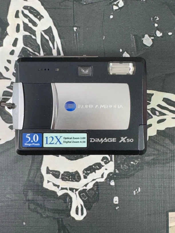 9新  美能达x50 黑色 箱说全 复古ccd数码相机