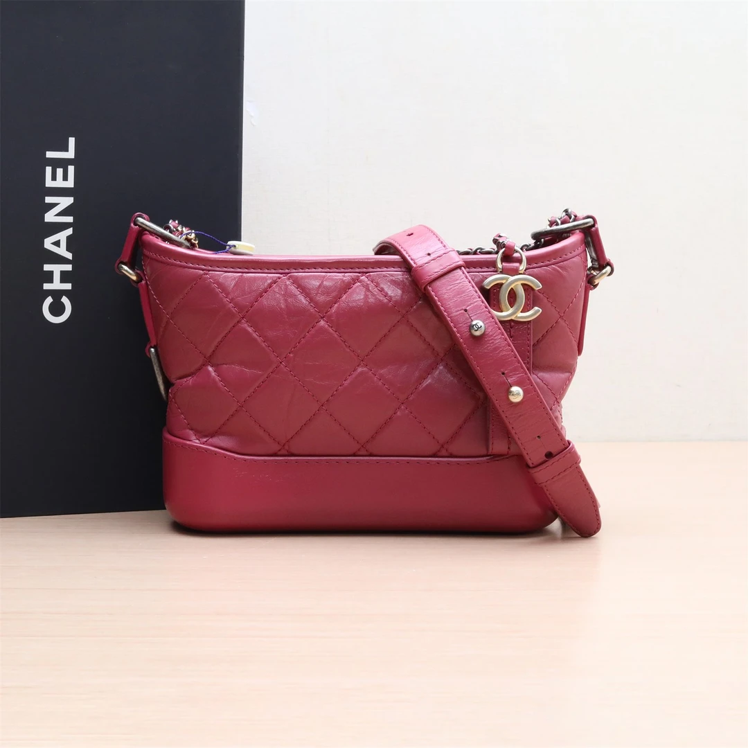 95新 Chanel/香奈儿 【活动】斜挎包流浪20紫红色26开 P214452206