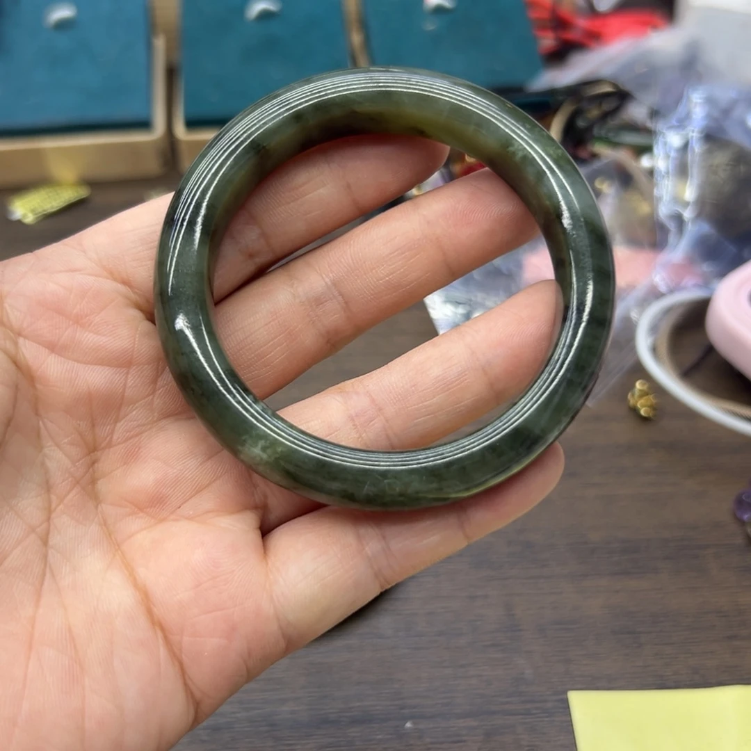 和田玉未镶嵌手镯57.4圈围175