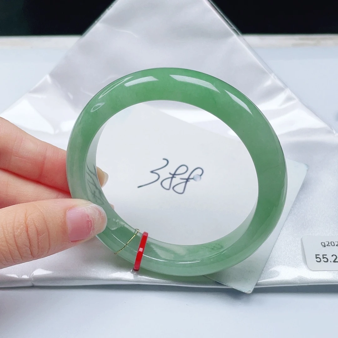 翡翠未镶嵌手镯55+正圈