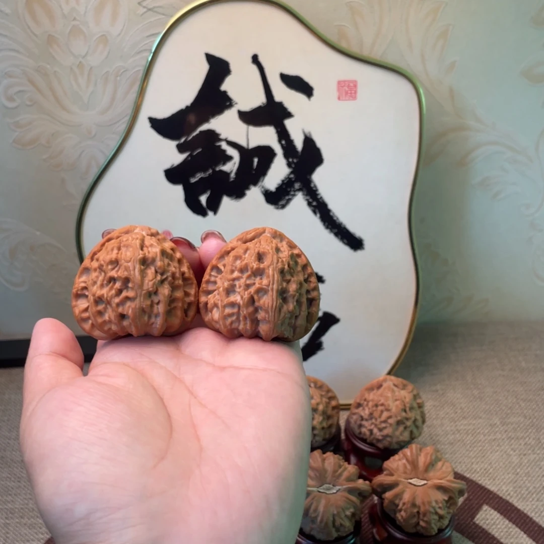 猛****吊坠文玩核桃三角白41