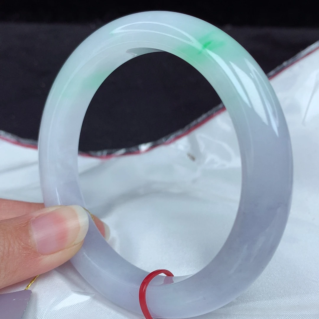 翡翠手镯未镶嵌62圈3981