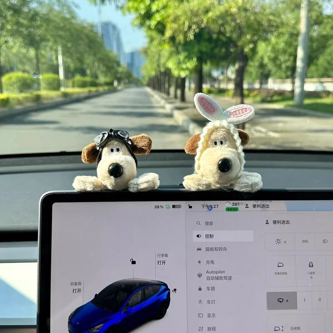 车载飞行狗狗中控屏幕摆件汽车可爱蝴蝶结创意装饰车内中控台装饰