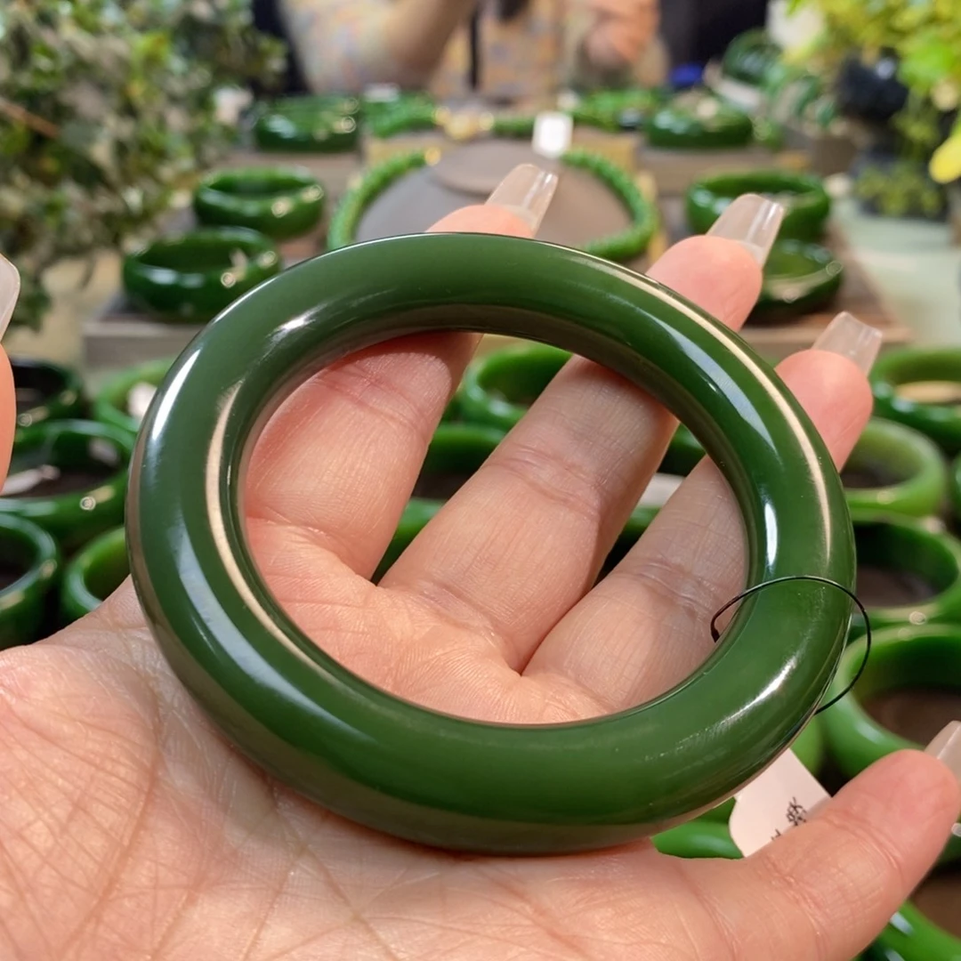 和田玉（碧玉）手镯未镶嵌