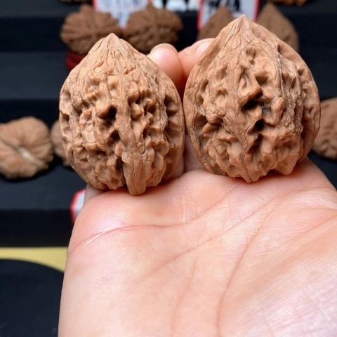 文玩核桃全品大故石尺38