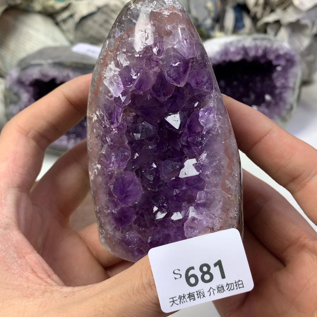 水晶大型摆件（非配饰）未镶嵌