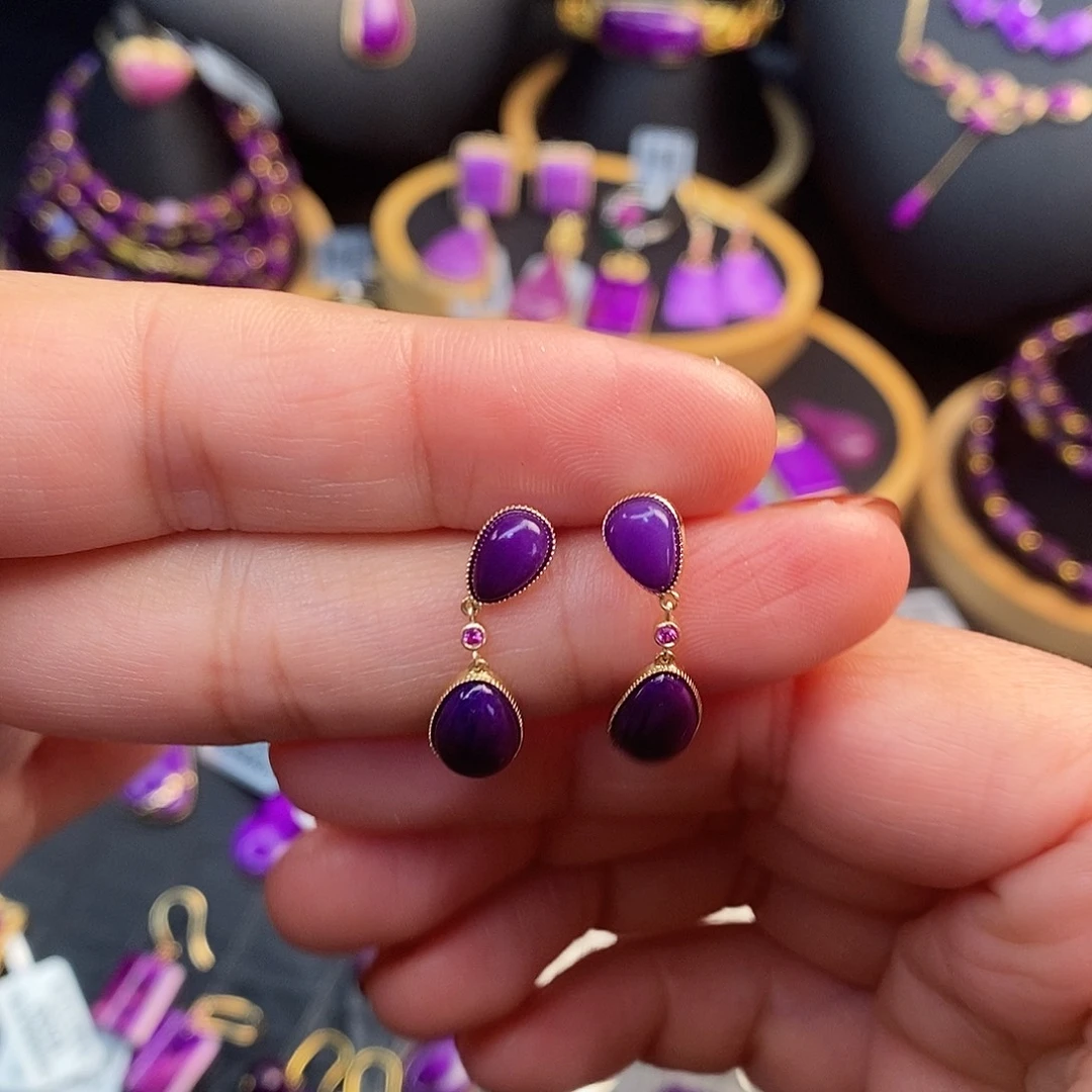 苏纪石（舒俱来）18K金镶嵌耳饰