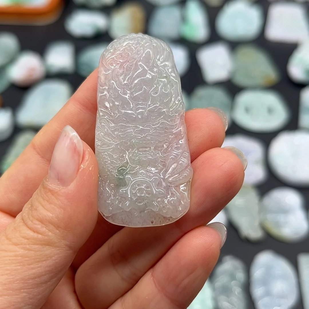 【闪购商品】翡翠颈饰未镶嵌龙牌