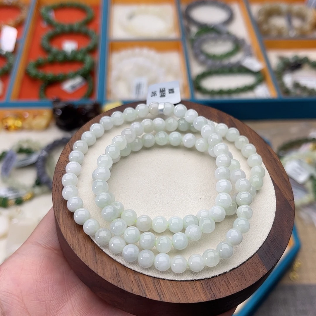 翡翠未镶嵌手串Z19卡6