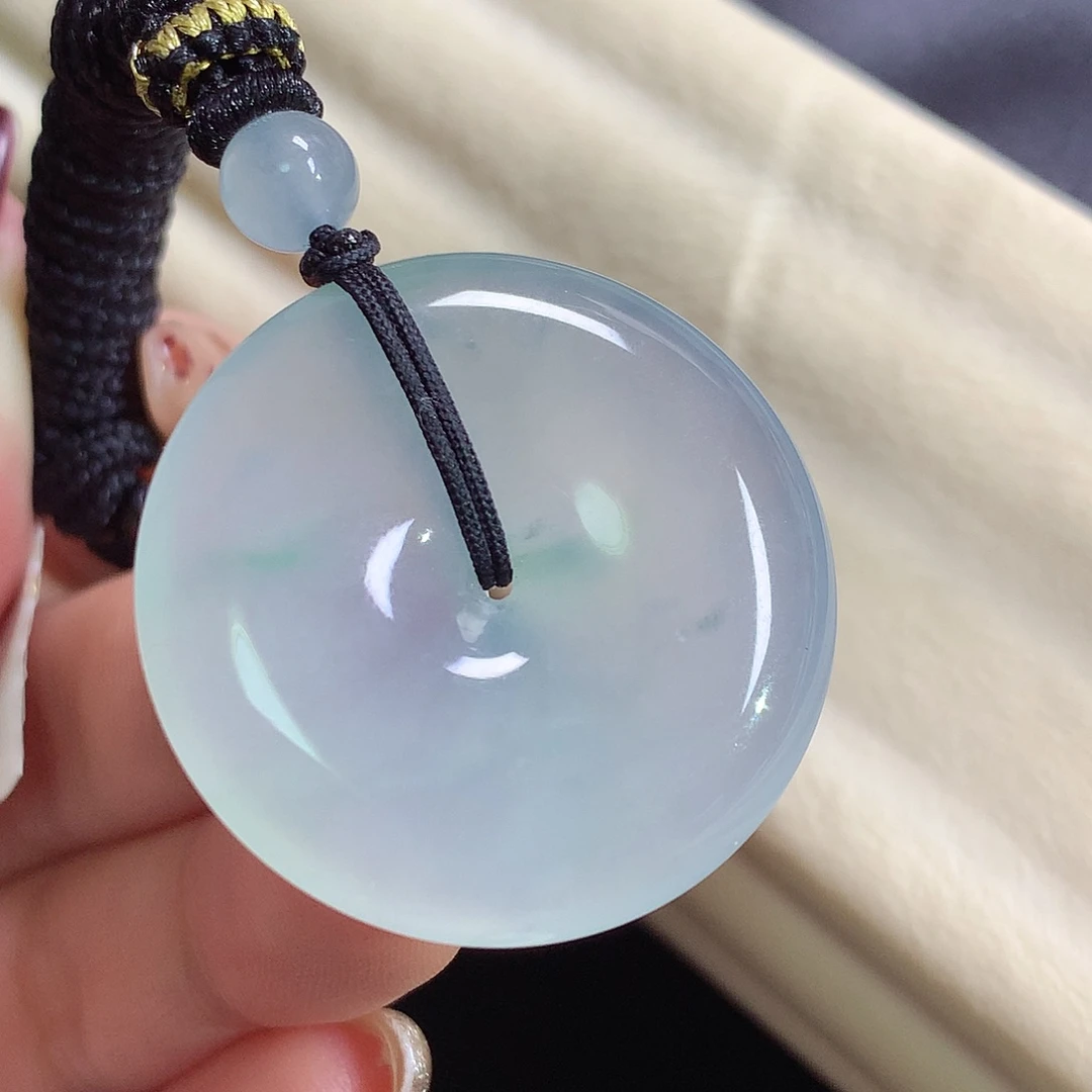 翡翠未镶嵌颈饰扣子