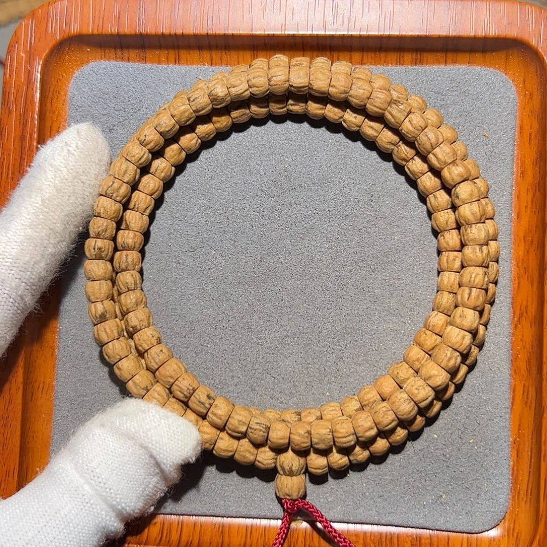 柏香籽/百香籽手串红油皮正圆方块顺6.5+