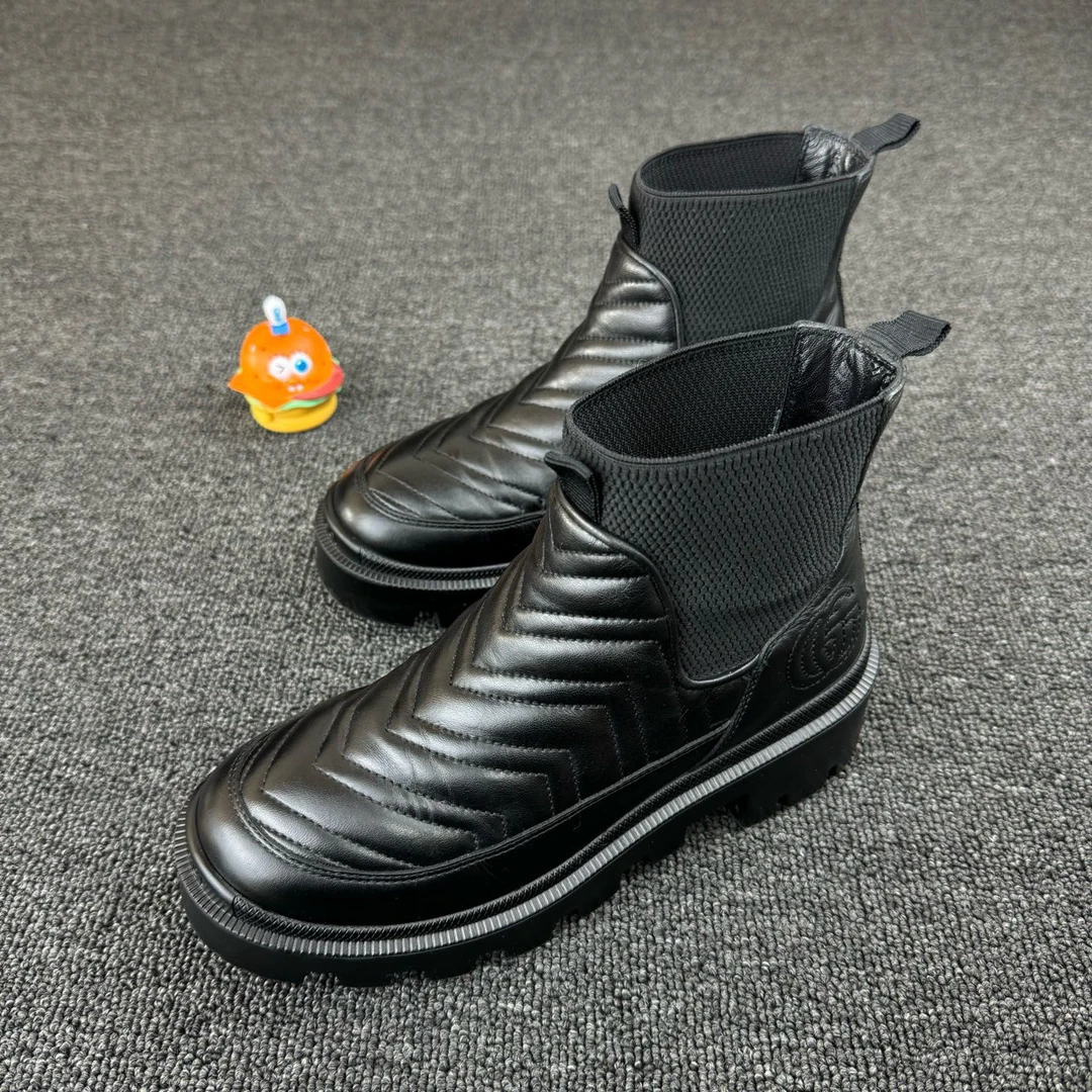 95新 GUCCI/古驰 款式：Gucci古驰黑色短靴 尺码：35.5 HB1177