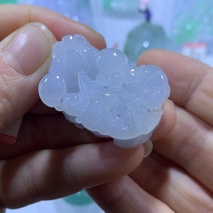 翡翠未镶嵌颈饰天然翡翠A货吊坠