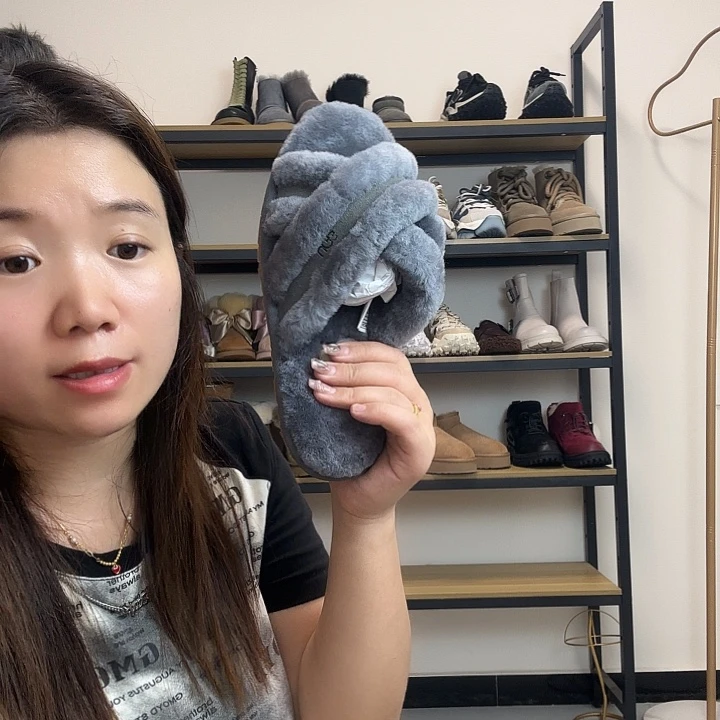 皮毛一体交叉拖鞋灰色38