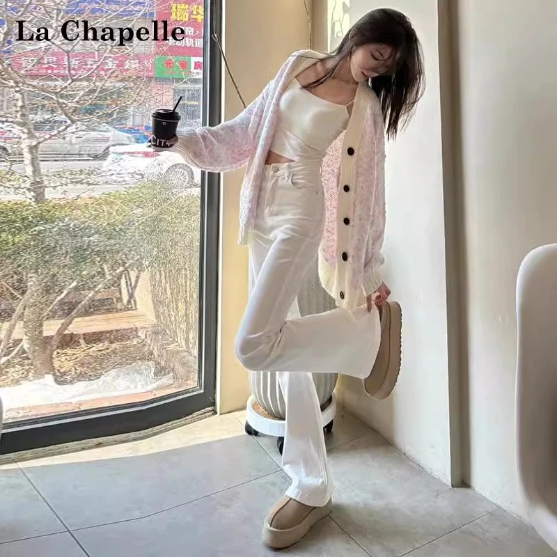 拉夏贝尔白色微喇牛仔裤女秋冬2024新款高腰显瘦小个子马蹄喇叭裤