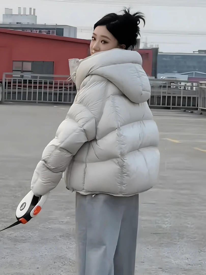 百搭时尚短款羽绒服女冬季新款休闲宽松上衣加厚白鸭绒面包服外套