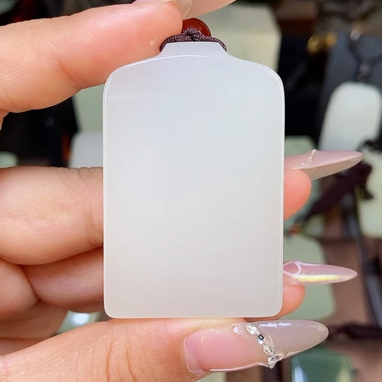 【闪购商品】颈饰未镶嵌和田玉