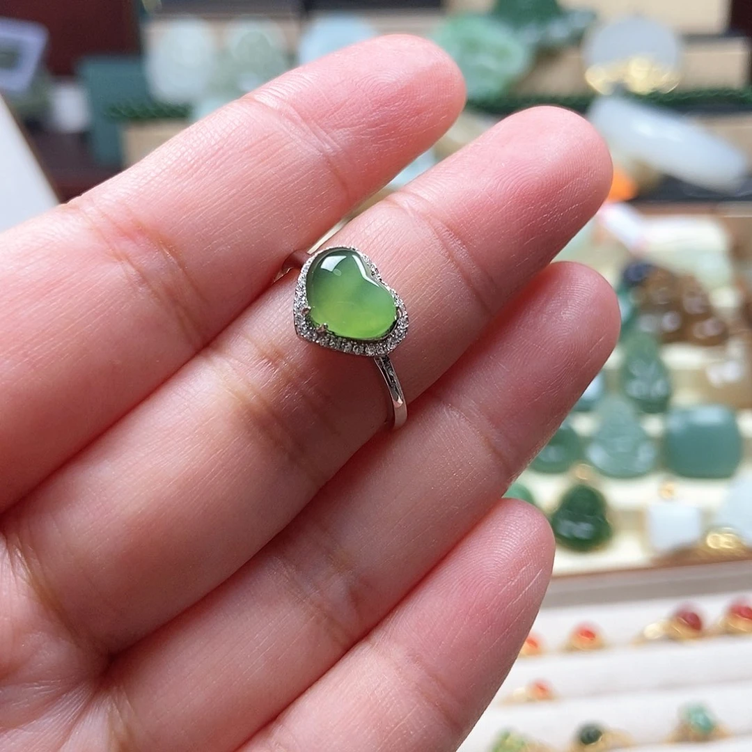 银S925镶嵌戒指和田玉