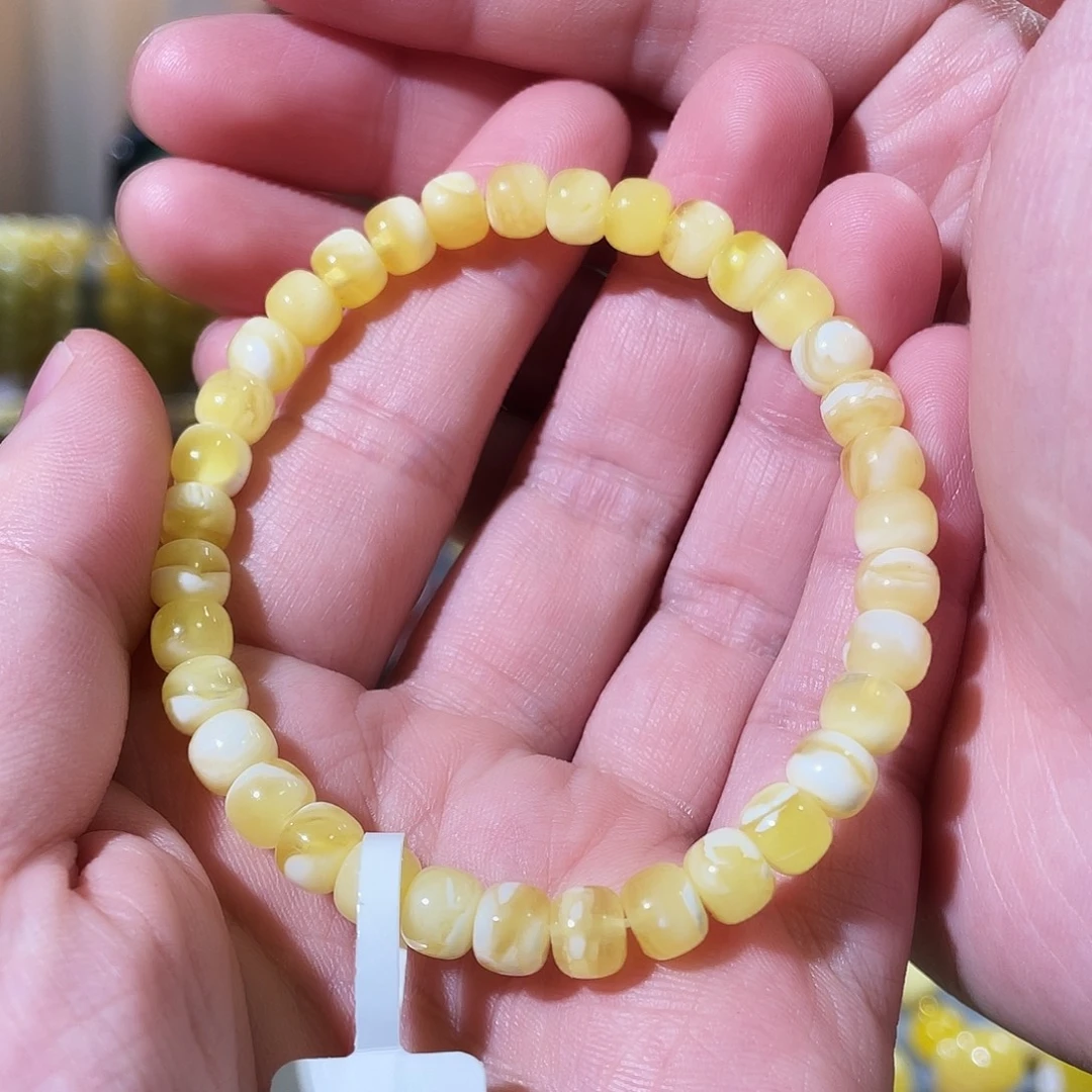 琥珀未镶嵌颈饰5.5g