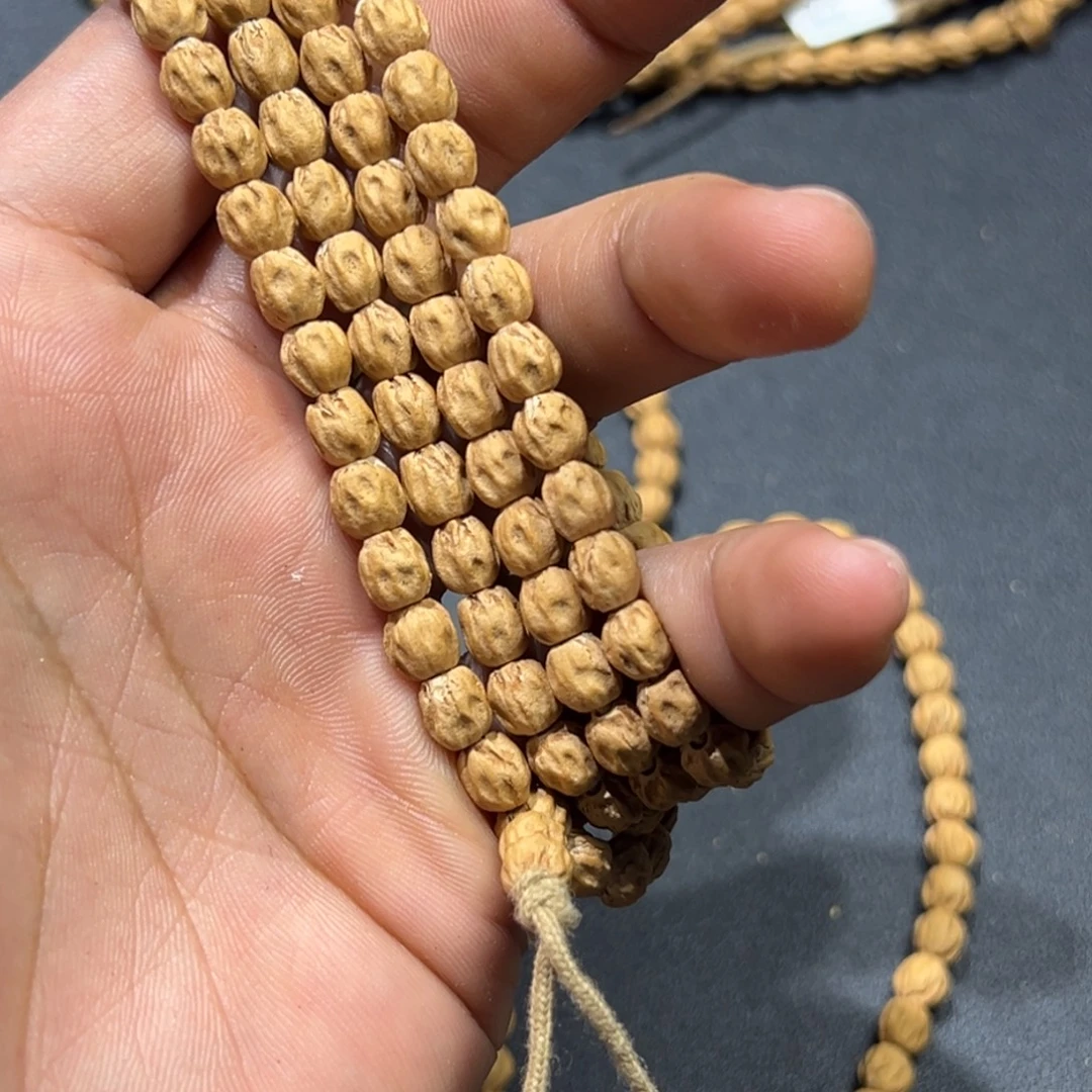 柏香籽/百香籽吊坠赤莲