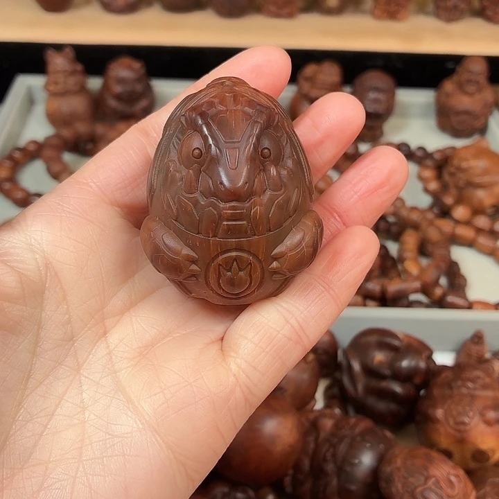 库克吊坠瑕疵款库克雕刻手把件