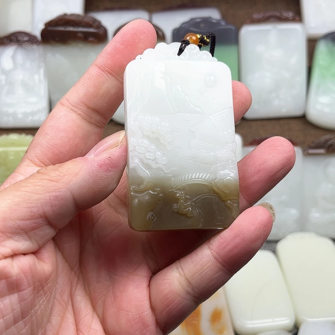 和田玉未镶嵌颈饰