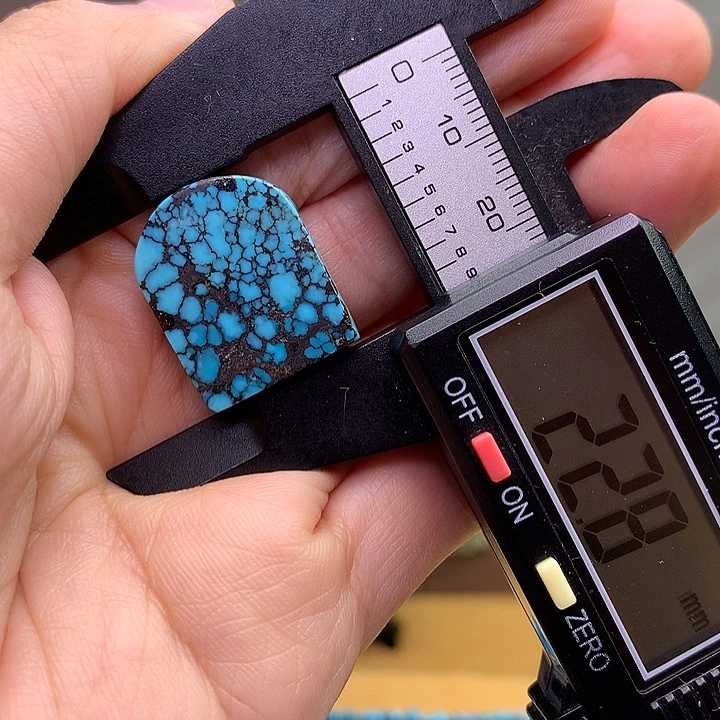 绿松石未镶嵌原矿