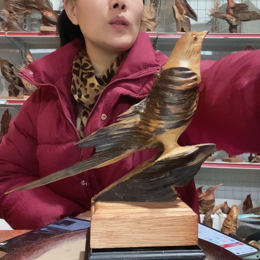 松木其*琥珀木精美自然摆件